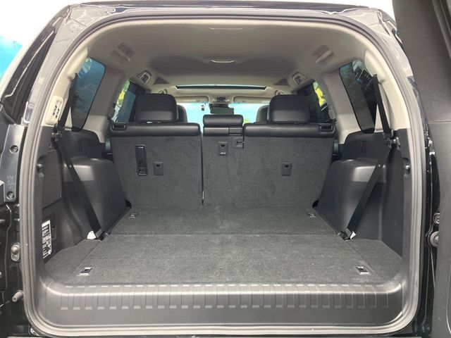 TOYOTA LANDCRUISER PRADO 2023 Image 31