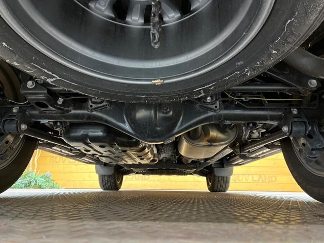 TOYOTA LANDCRUISER PRADO 2023 Image 31