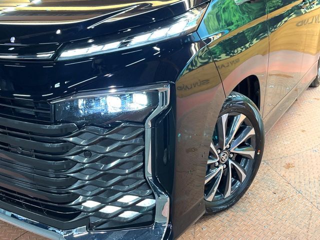 TOYOTA VOXY HYBRID 2026 Image 31