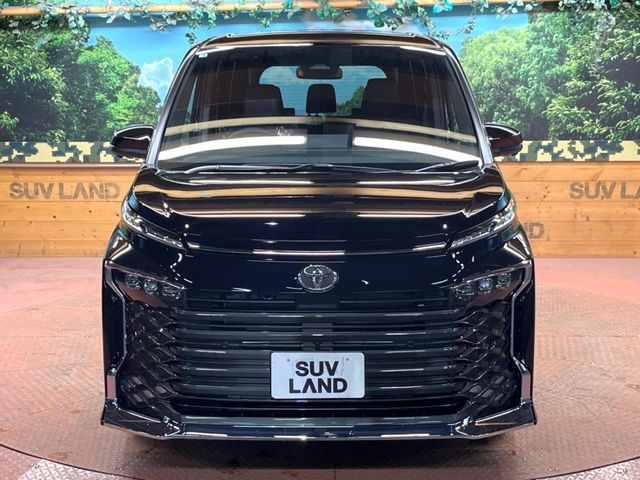 TOYOTA VOXY HYBRID 2026 Image 31