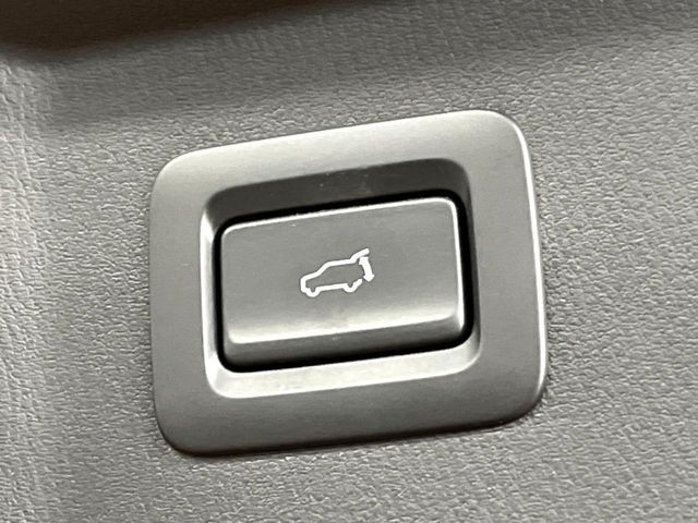 MAZDA CX-8 2023 Image 31