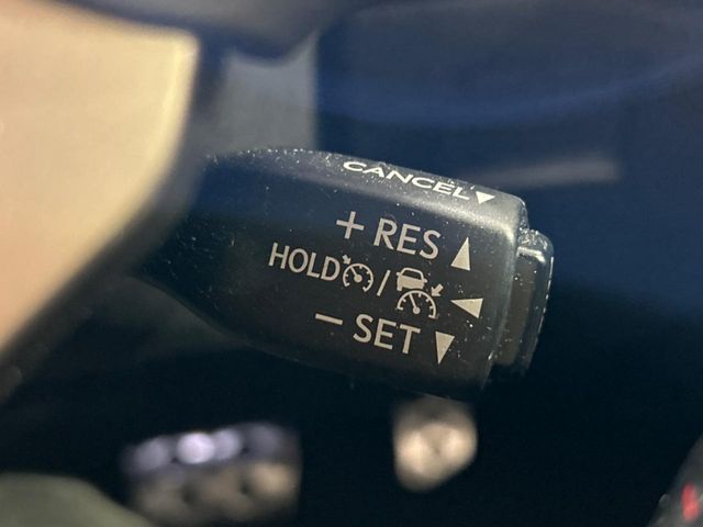 TOYOTA LEXUS NX300 2018 Image 31