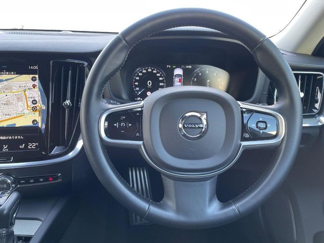 VOLVO V60 2019 Image 31