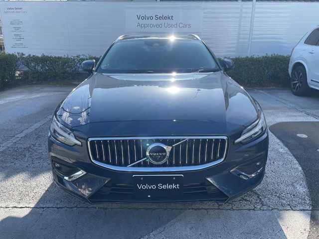 VOLVO V60 2019 Image 31