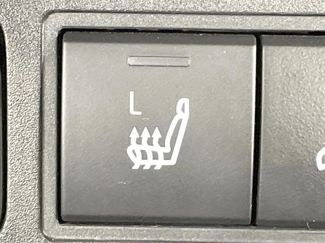 TOYOTA YARIS CROSS HYBRID 2025 Image 31