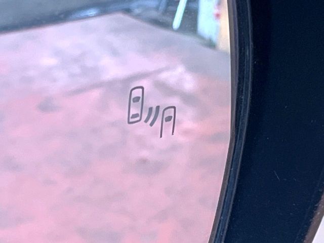 TOYOTA LANDCRUISER PRADO 2023 Image 31