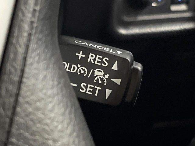 TOYOTA LANDCRUISER PRADO 2023 Image 31