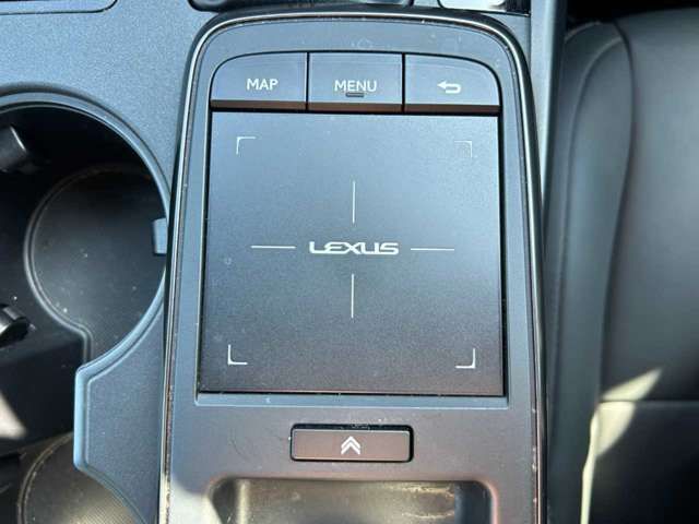 TOYOTA LEXUS IS300H 2023 Image 31