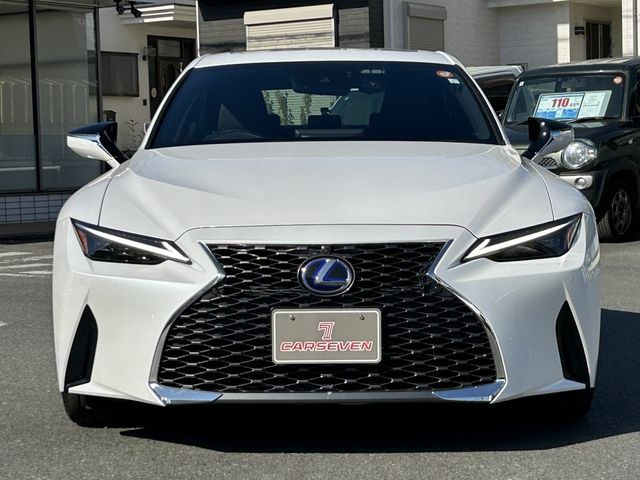 TOYOTA LEXUS IS300H 2023 Image 31