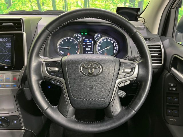 TOYOTA LANDCRUISER PRADO 2022 Image 31