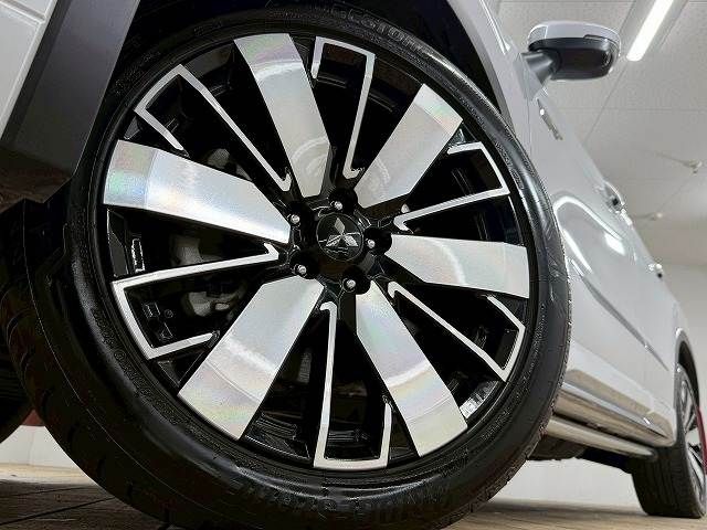 MITSUBISHI OUTLANDER PHEV 2025 Image 31