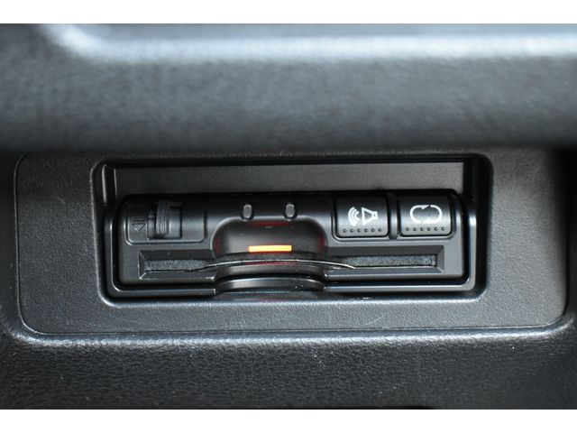 NISSAN JUKE 2011 Image 31