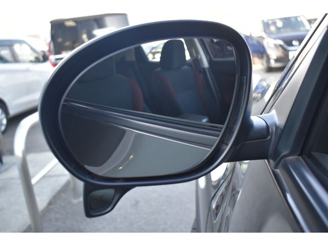 NISSAN JUKE 2011 Image 31