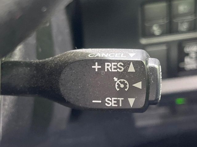 TOYOTA VOXY HYBRID 2020 Image 31