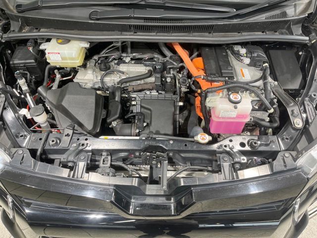 TOYOTA VOXY HYBRID 2020 Image 31