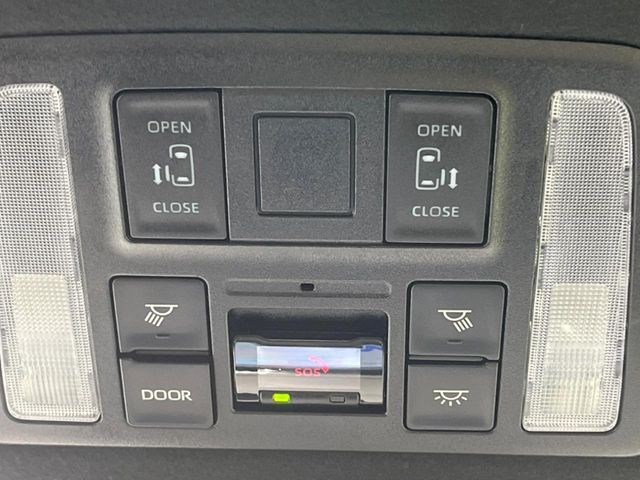 TOYOTA VOXY 2022 Image 31