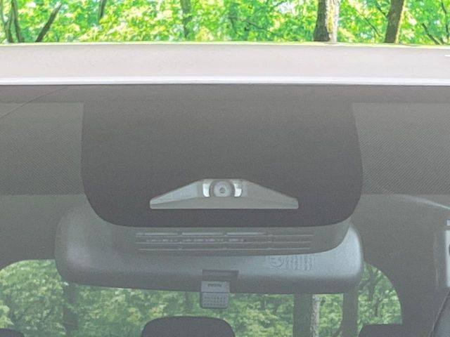 TOYOTA VOXY 2022 Image 31