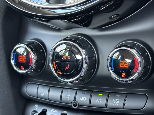 BMW MINI COOPER D 2023 Image 31