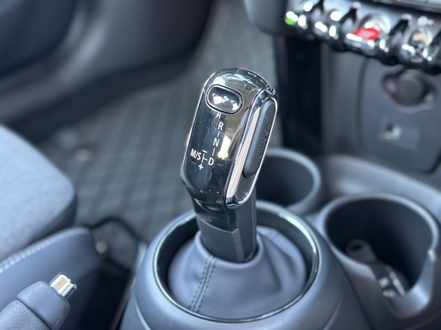 BMW MINI COOPER D 2023 Image 31