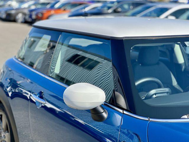 BMW MINI COOPER D 2023 Image 31