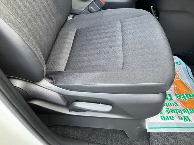 TOYOTA VOXY HYBRID 2023 Image 31