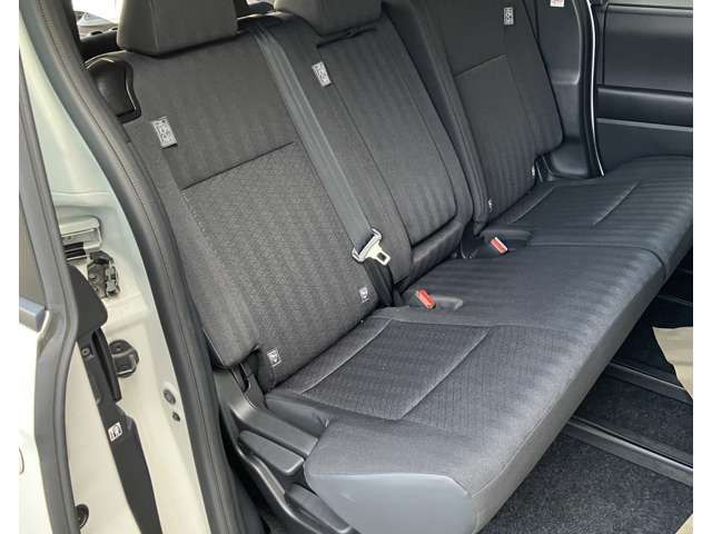 TOYOTA VOXY HYBRID 2023 Image 31