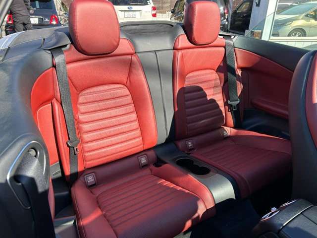 MERCEDES BENZ C CLAS 2018 Image 31