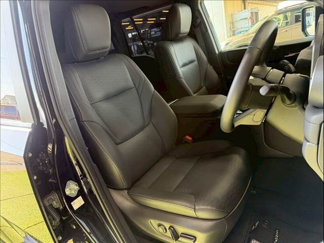 TOYOTA LANDCRUISER 250 2024 Image 31