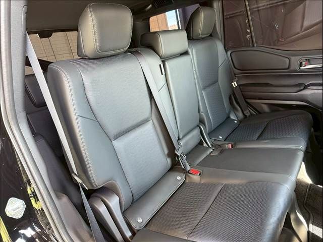 TOYOTA LANDCRUISER 250 2024 Image 31