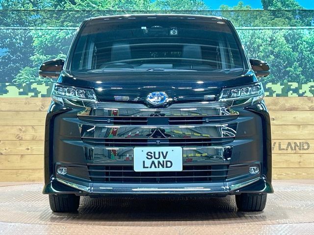 TOYOTA NOAH HYBRID 2023 Image 31