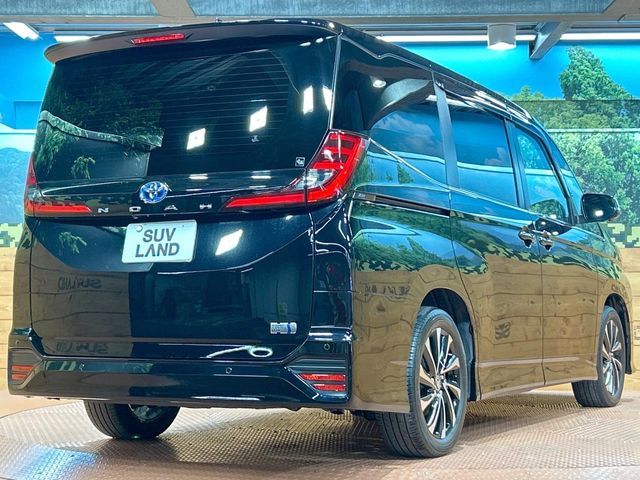 TOYOTA NOAH HYBRID 2023 Image 31
