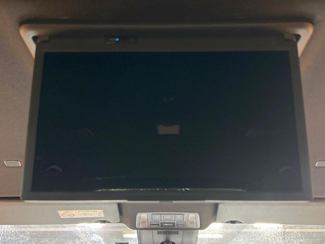 TOYOTA VOXY HYBRID 2023 Image 31