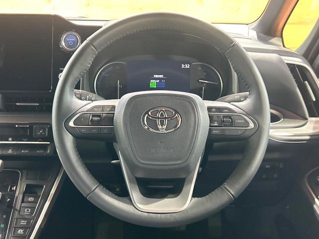 TOYOTA VOXY HYBRID 2023 Image 31