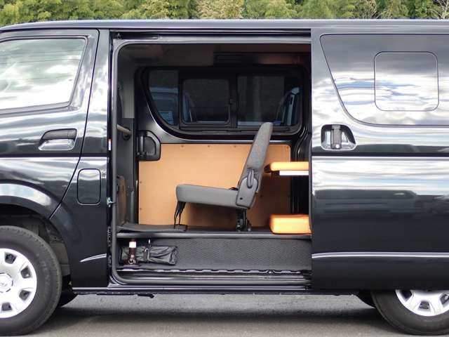 TOYOTA HIACE VAN 4WD 2021 Image 31