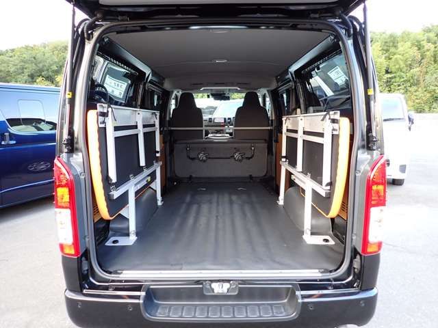 TOYOTA HIACE VAN 4WD 2021 Image 31