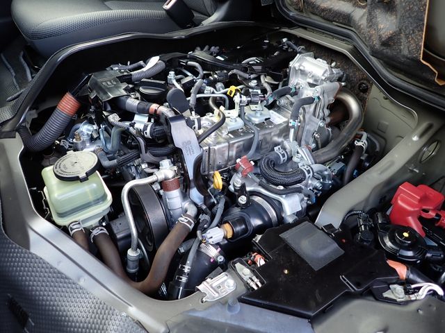 TOYOTA HIACE VAN 4WD 2021 Image 31