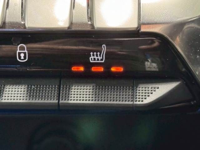 PEUGEOT 3008 2022 Image 31