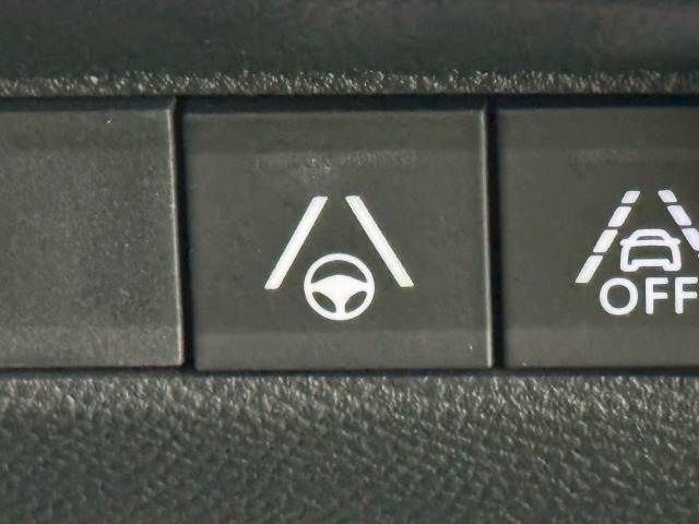 PEUGEOT 208 2021 Image 31