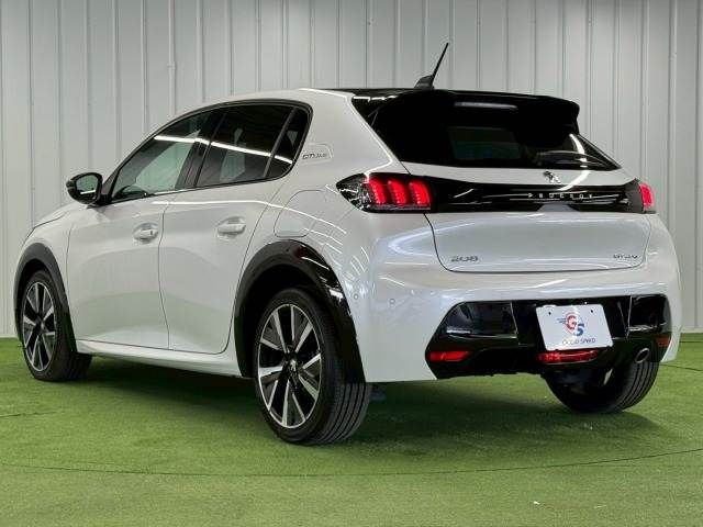 PEUGEOT 208 2021 Image 31