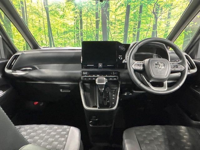 TOYOTA VOXY 4WD 2025 Image 31