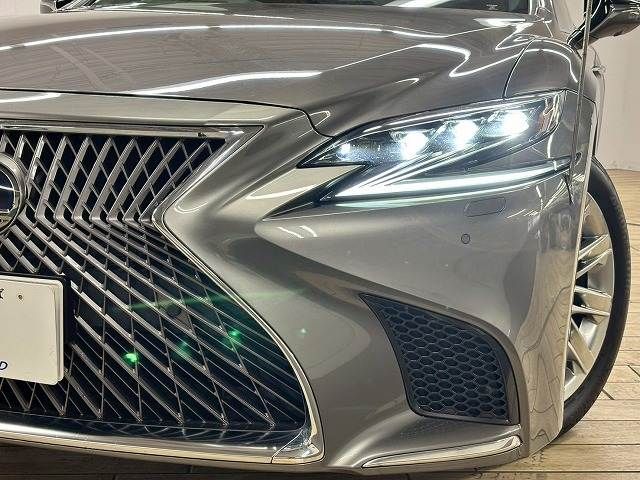 TOYOTA LEXUS LS500H 2019 Image 31