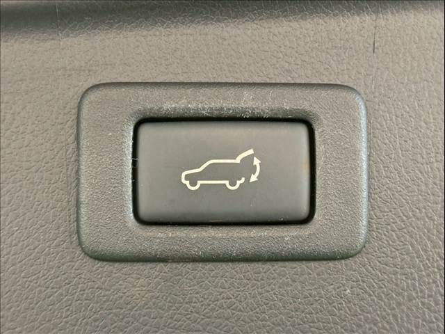 SUBARU LEGACY OUTBACK 2018 Image 31