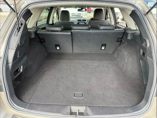 SUBARU LEGACY OUTBACK 2018 Image 31