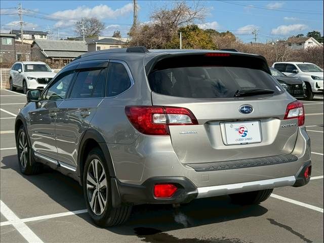 SUBARU LEGACY OUTBACK 2018 Image 31