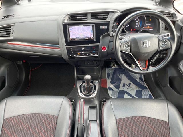 HONDA FIT 2017 Image 31