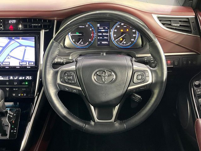 TOYOTA HARRIER 2WD 2018 Image 31