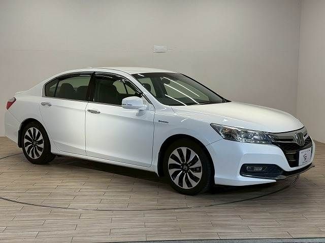 HONDA ACCORD HYBRID 2013 Image 31