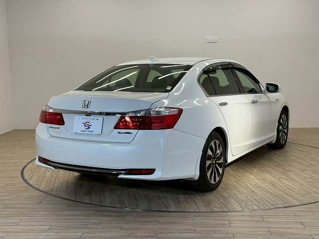 HONDA ACCORD HYBRID 2013 Image 31