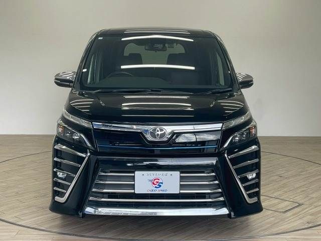 TOYOTA VOXY 2018 Image 31