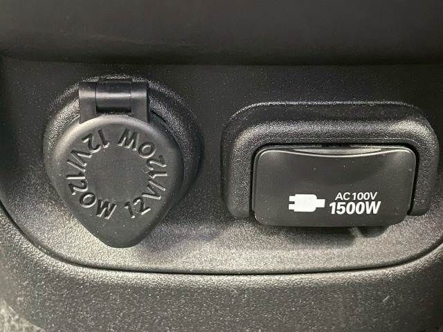 TOYOTA SIENTA HYBRID 2023 Image 31